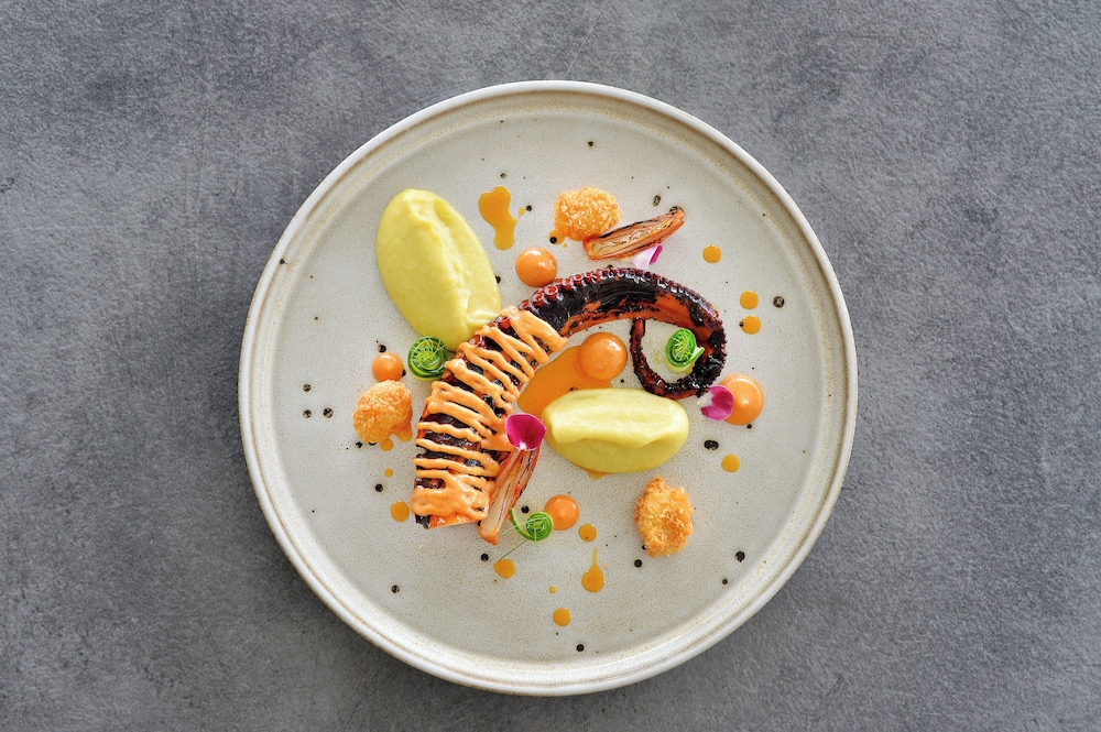 The Athenaeum Luxury Hotel — Restaurant & bars in Athens, Attica