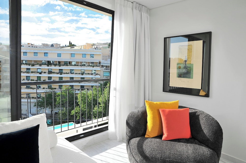 The Athenaeum Luxury Hotel — Hotel rooms in Athens, Attica
