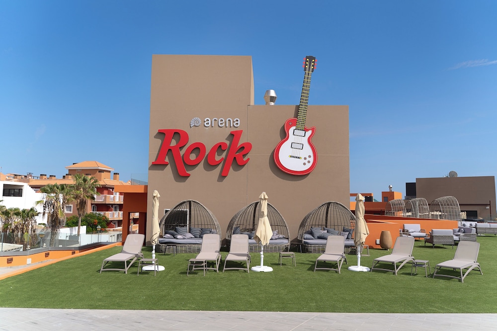 Arena Castillo — Hotel building in Costa de Antigua, Canary Islands