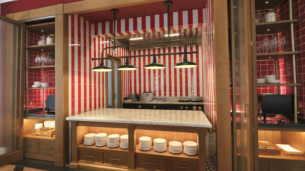 ESTIMAR Valencia — Restaurant & bars in Valencia, Valencian Community