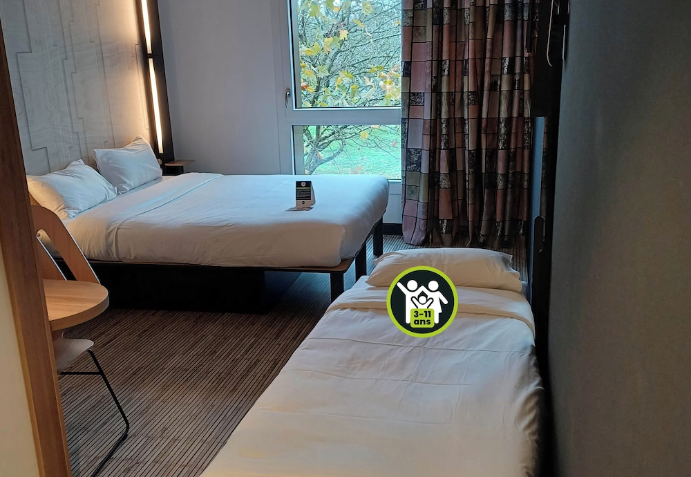 B&B Hotel Marne-La-Vallée Val D'Europe — Hotel rooms in Disneyland Paris, Ile-de-France