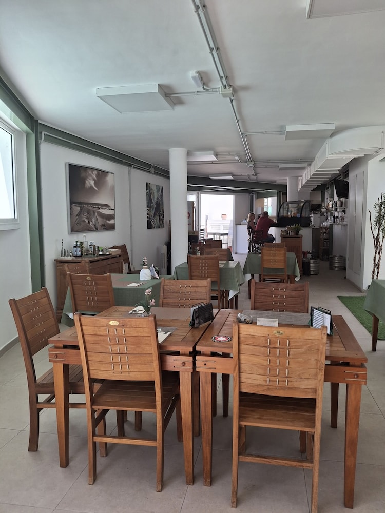 Kikerestudios — Restaurant & bars in Puerto del Carmen, Canary Islands