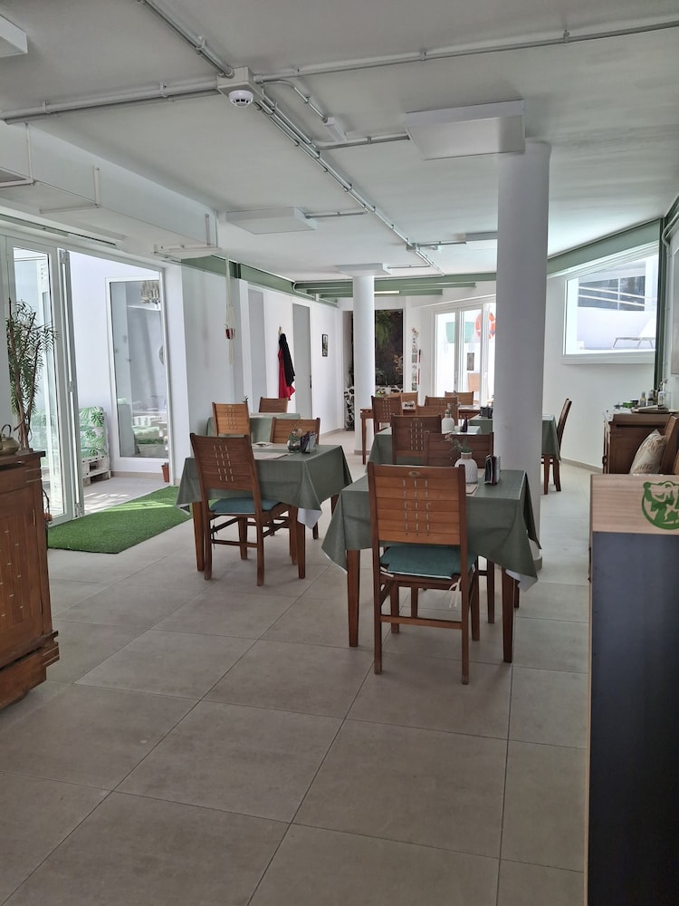 Kikerestudios — Restaurant & bars in Puerto del Carmen, Canary Islands