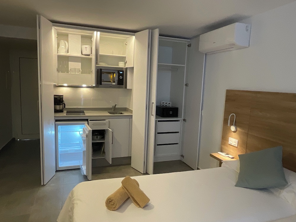 Kikerestudios — Hotel rooms in Puerto del Carmen, Canary Islands