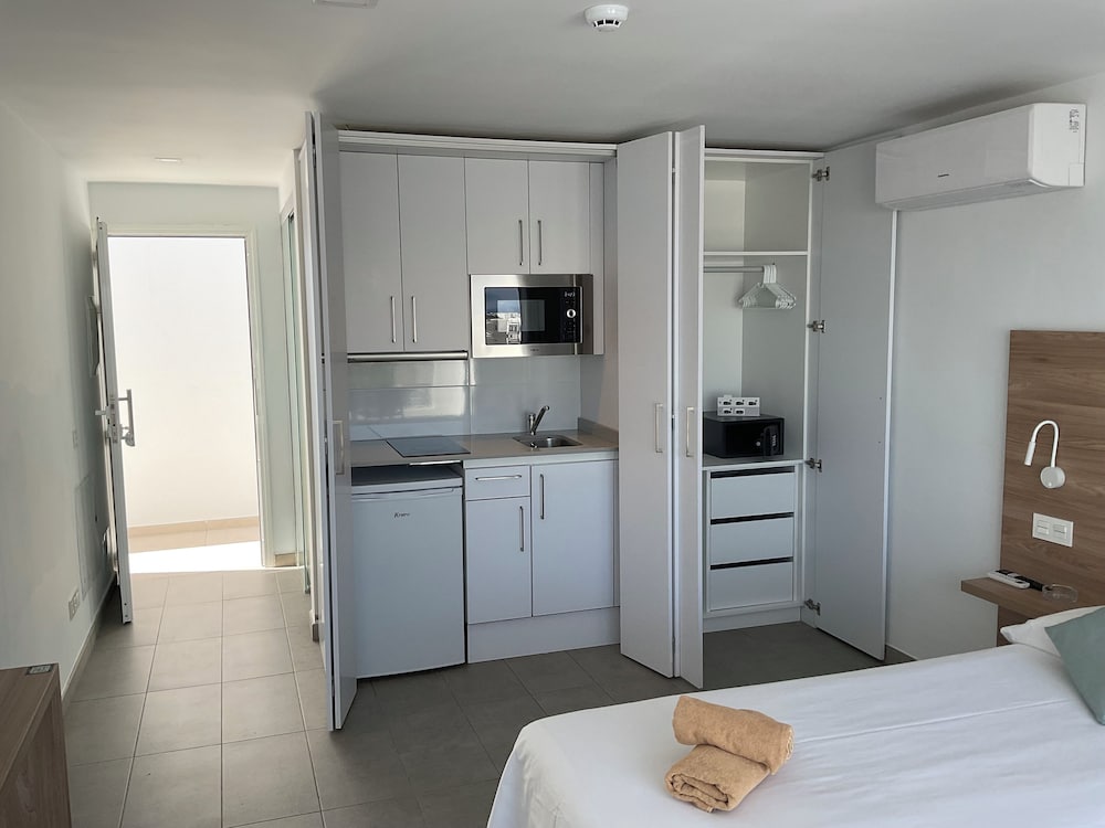 Kikerestudios — Hotel rooms in Puerto del Carmen, Canary Islands