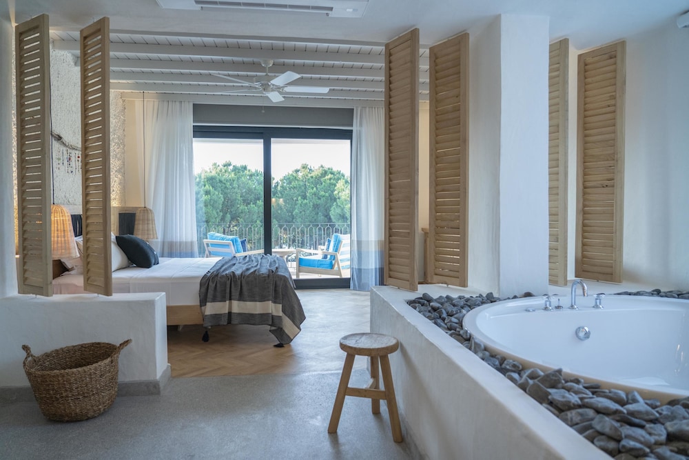 Yacht Boheme Hotel - Boutique Class - Adults Only — Hotel rooms in Fethiye, Mugla