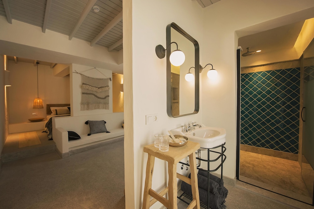 Yacht Boheme Hotel - Boutique Class - Adults Only — Hotel rooms in Fethiye, Mugla