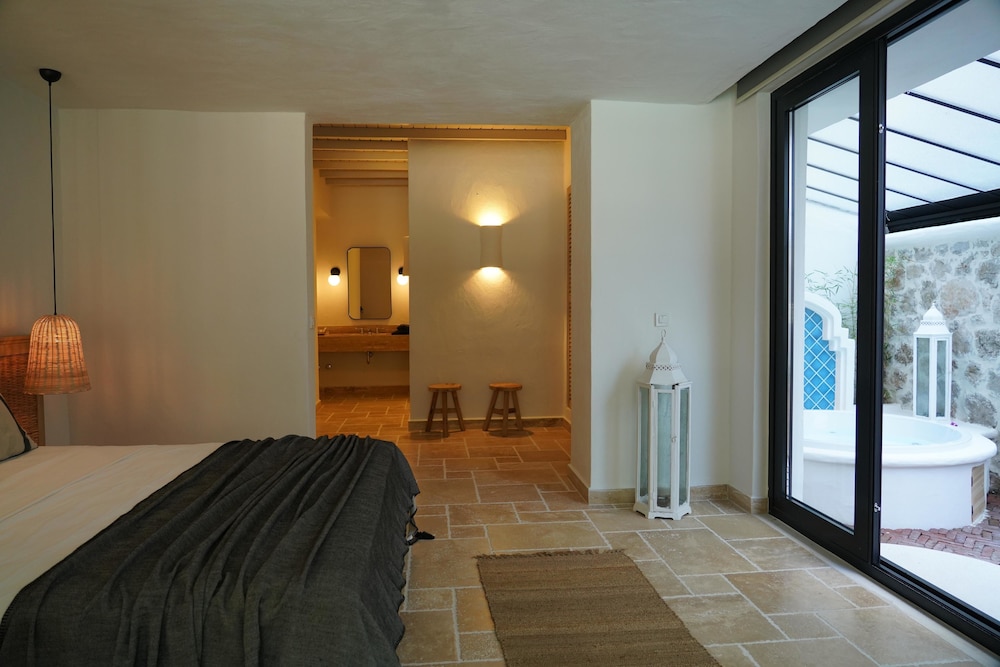 Yacht Boheme Hotel - Boutique Class - Adults Only — Hotel rooms in Fethiye, Mugla