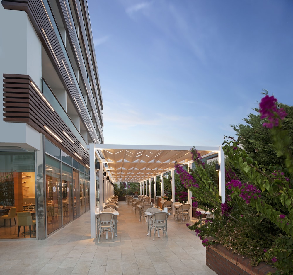 Elite World Marmaris - Adult Only — Restaurant & bars in İçmeler, Mugla