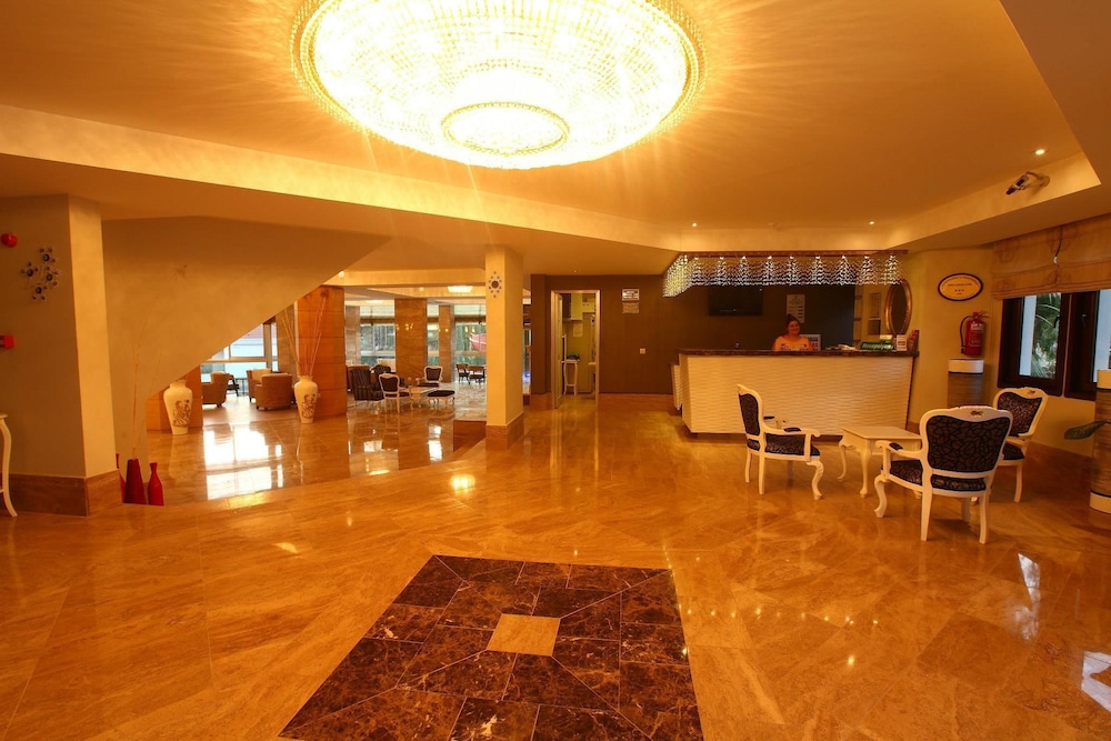 Telmessos Select — Hotel building in Fethiye, Mugla