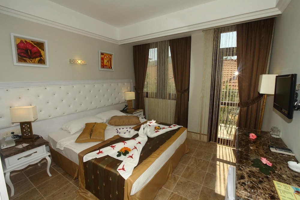 Telmessos Select — Hotel rooms in Fethiye, Mugla