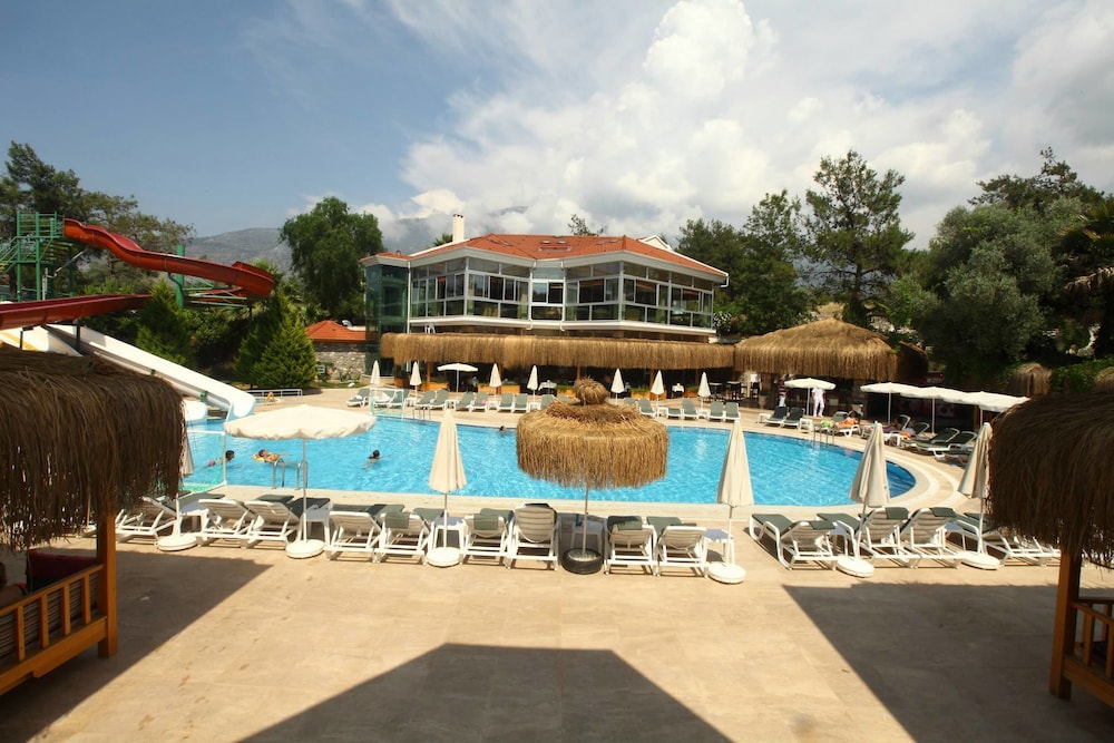 Telmessos Select — Swimming pool in Fethiye, Mugla