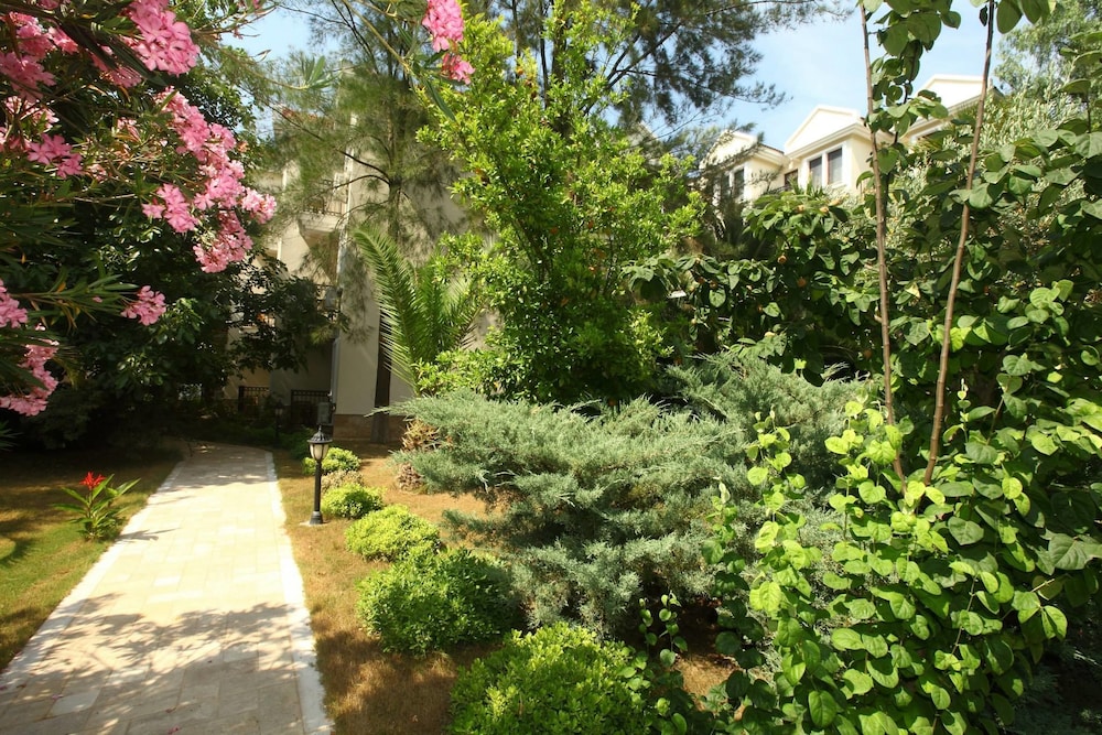 Telmessos Select — Hotel building in Fethiye, Mugla
