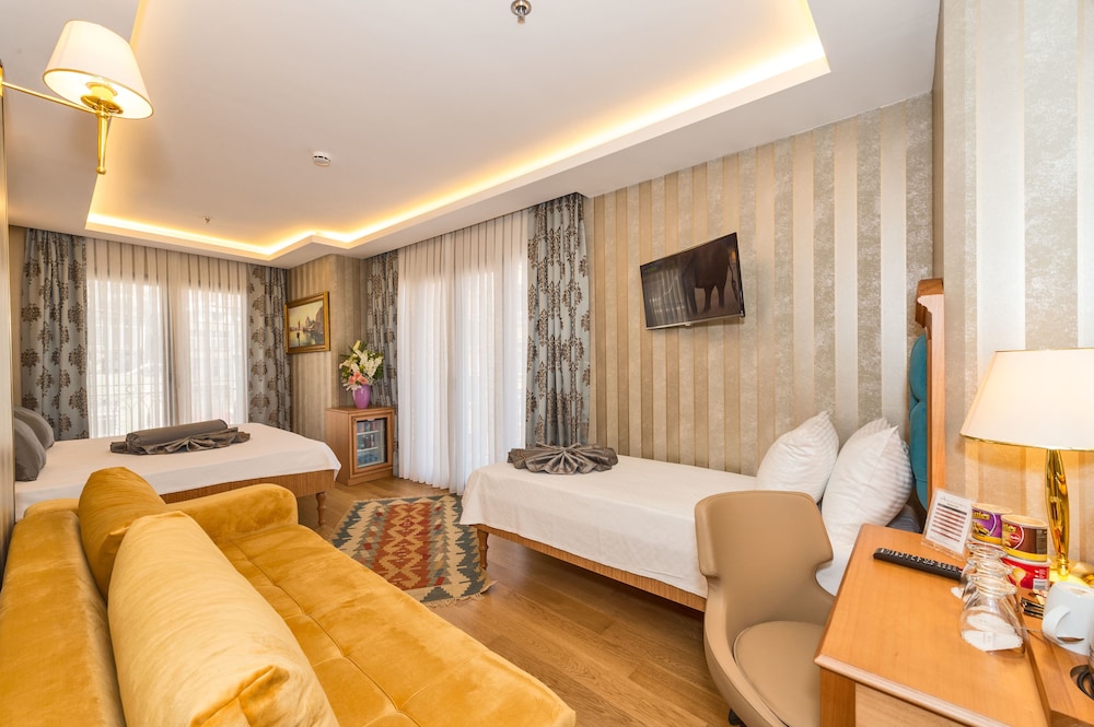Aprilis Gold Hotel - Special Class — Hotel rooms in Istanbul, Istanbul