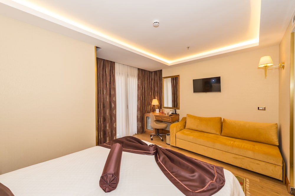 Aprilis Gold Hotel - Special Class — Hotel rooms in Istanbul, Istanbul