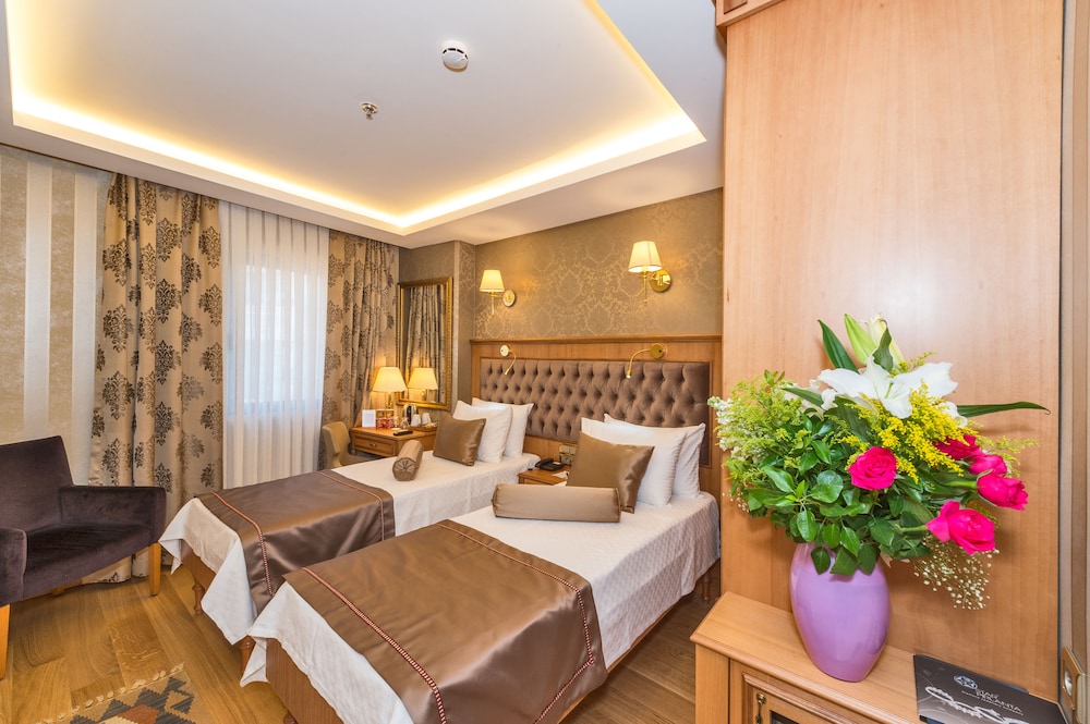 Aprilis Gold Hotel - Special Class — Hotel rooms in Istanbul, Istanbul