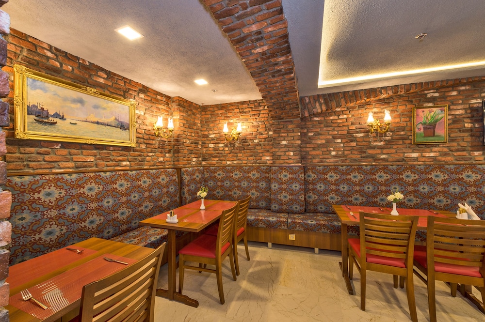 Aprilis Gold Hotel - Special Class — Restaurant & bars in Istanbul, Istanbul