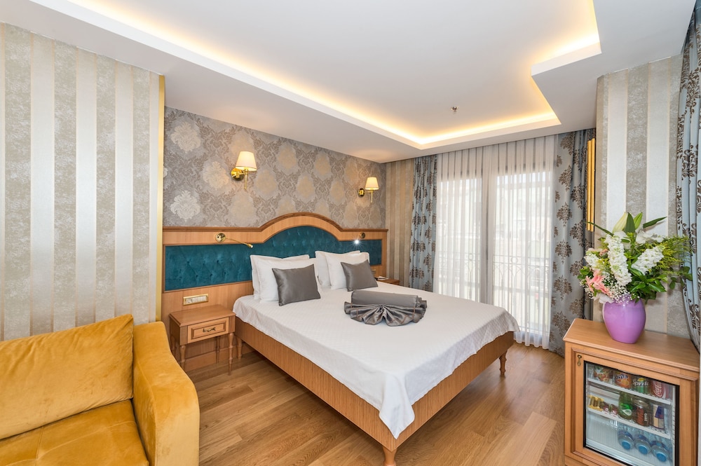 Aprilis Gold Hotel - Special Class — Hotel rooms in Istanbul, Istanbul