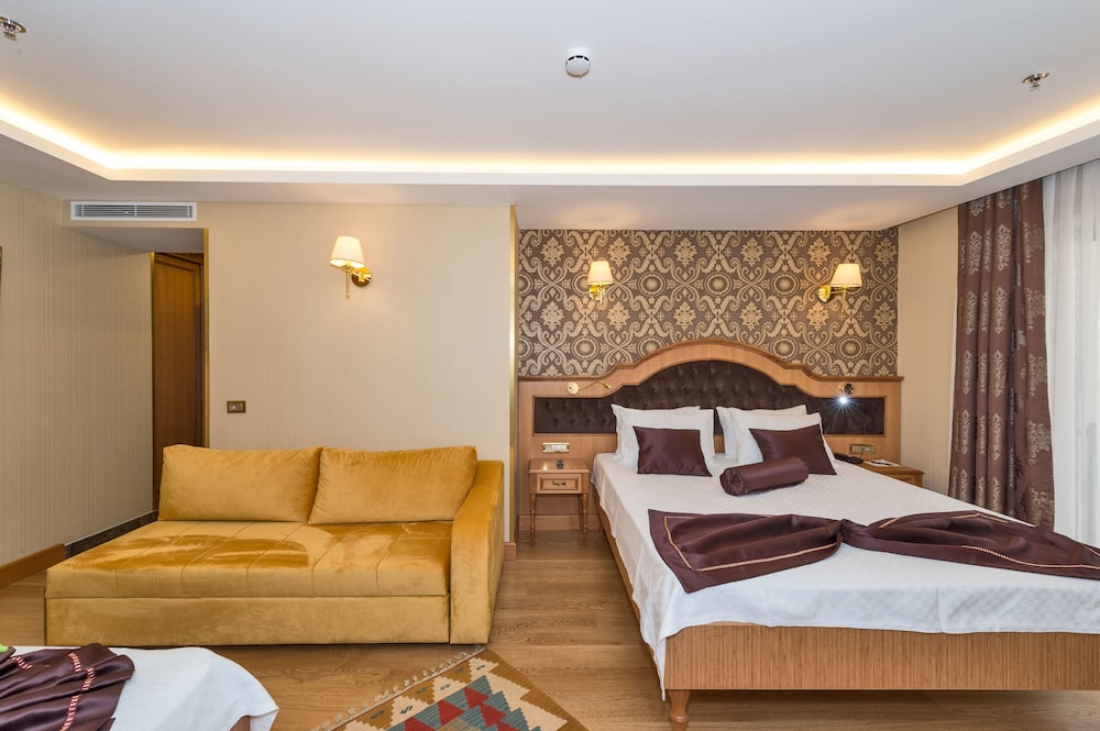 Aprilis Gold Hotel - Special Class — Hotel rooms in Istanbul, Istanbul