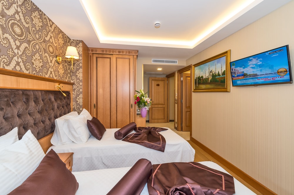 Aprilis Gold Hotel - Special Class — Hotel rooms in Istanbul, Istanbul
