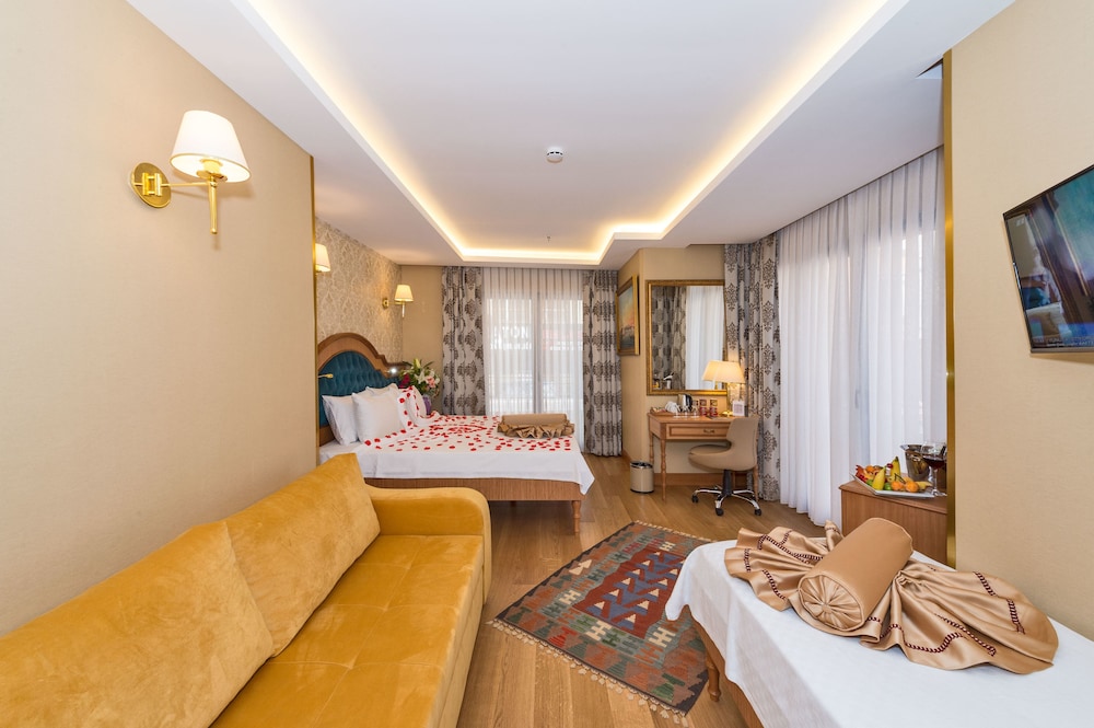 Aprilis Gold Hotel - Special Class — Hotel rooms in Istanbul, Istanbul
