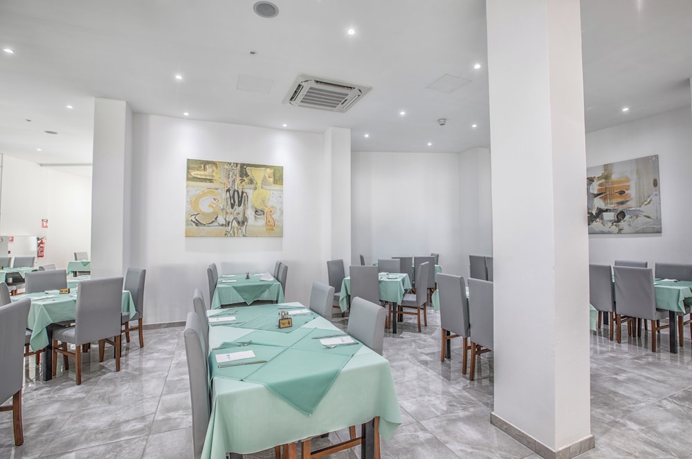 Papantonia Hotel Apartments — Restaurant & bars in Protaras, Famagusta Region
