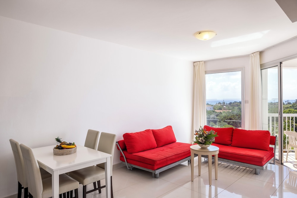 Papantonia Hotel Apartments — Hotel rooms in Protaras, Famagusta Region