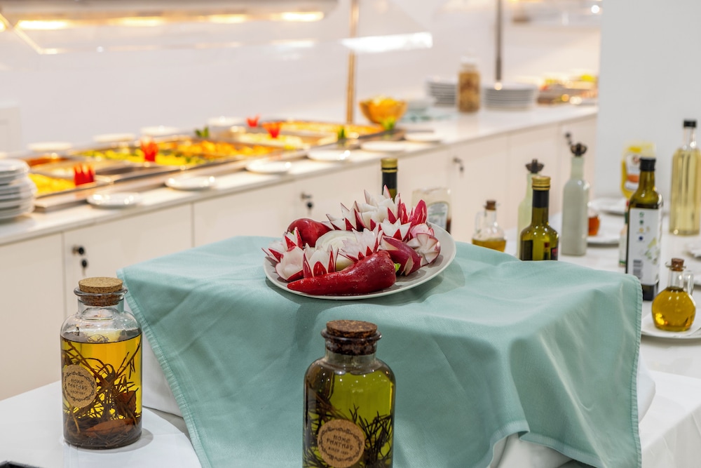 Papantonia Hotel Apartments — Restaurant & bars in Protaras, Famagusta Region