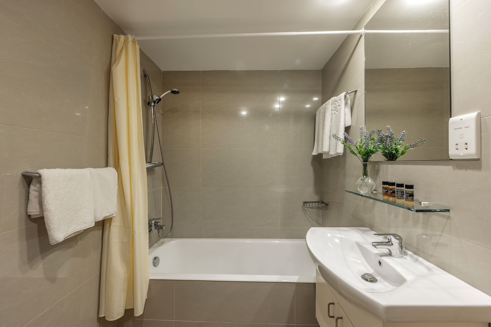 Papantonia Hotel Apartments — Hotel rooms in Protaras, Famagusta Region