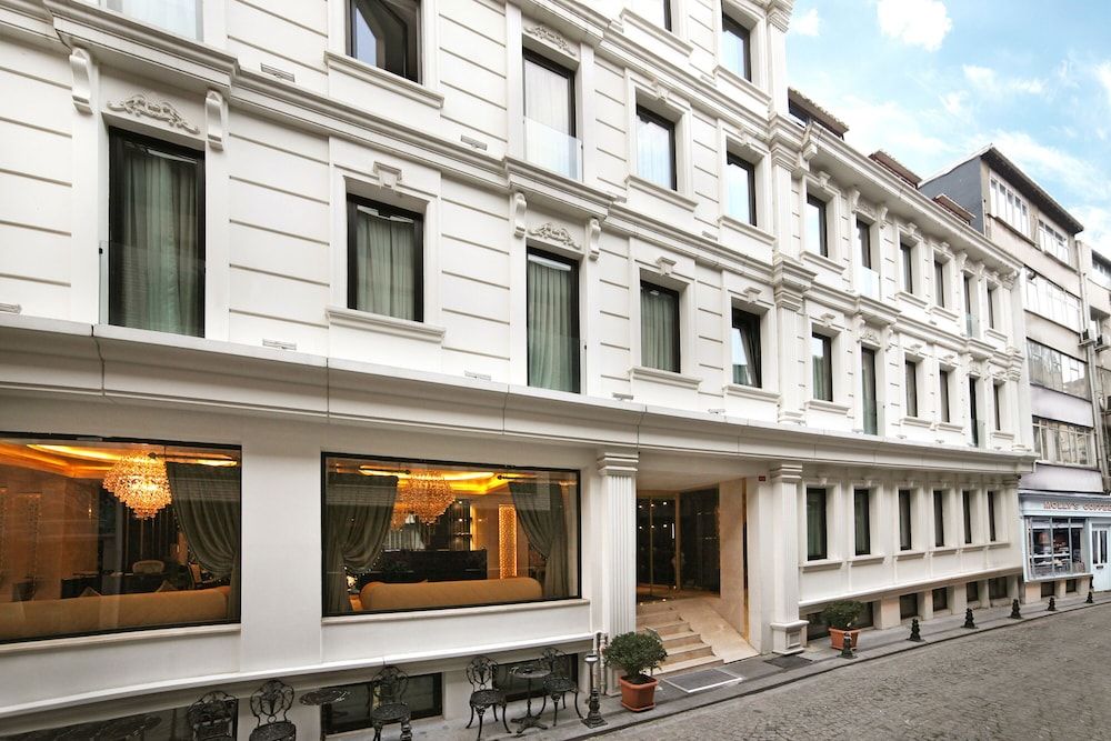 Great Fortune Hotel & SPA