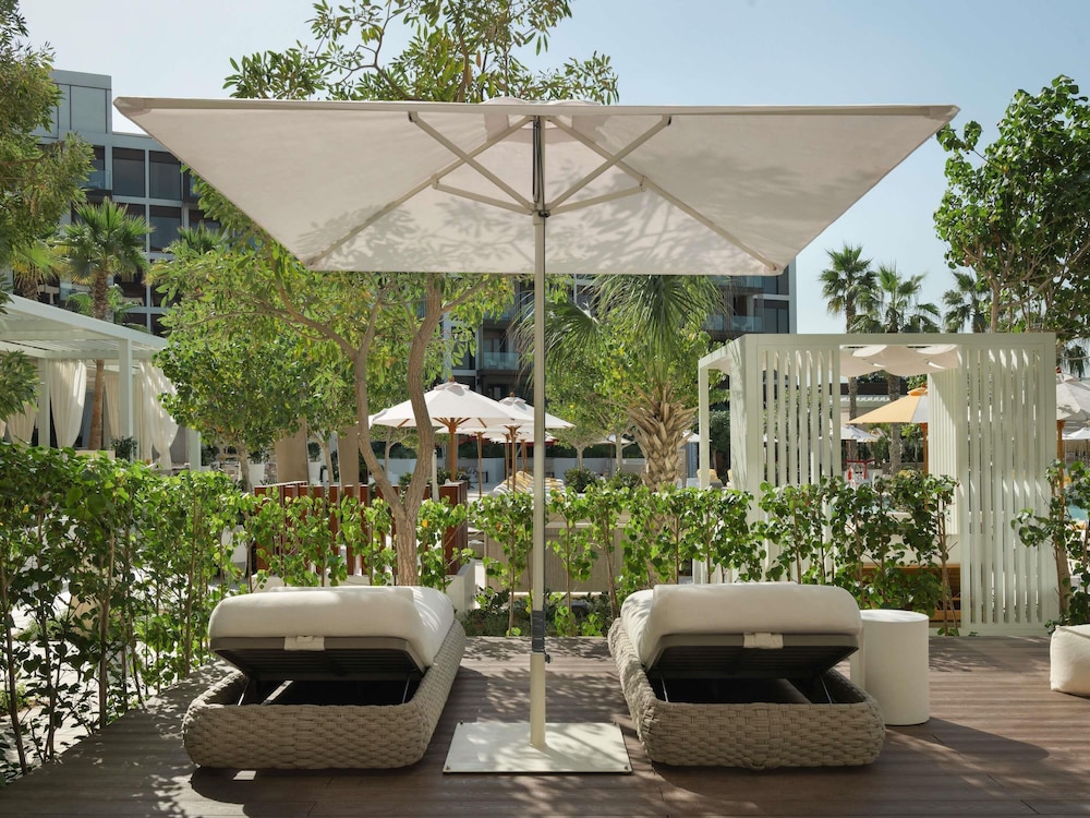 Delano Dubai — Restaurant & bars in Dubai