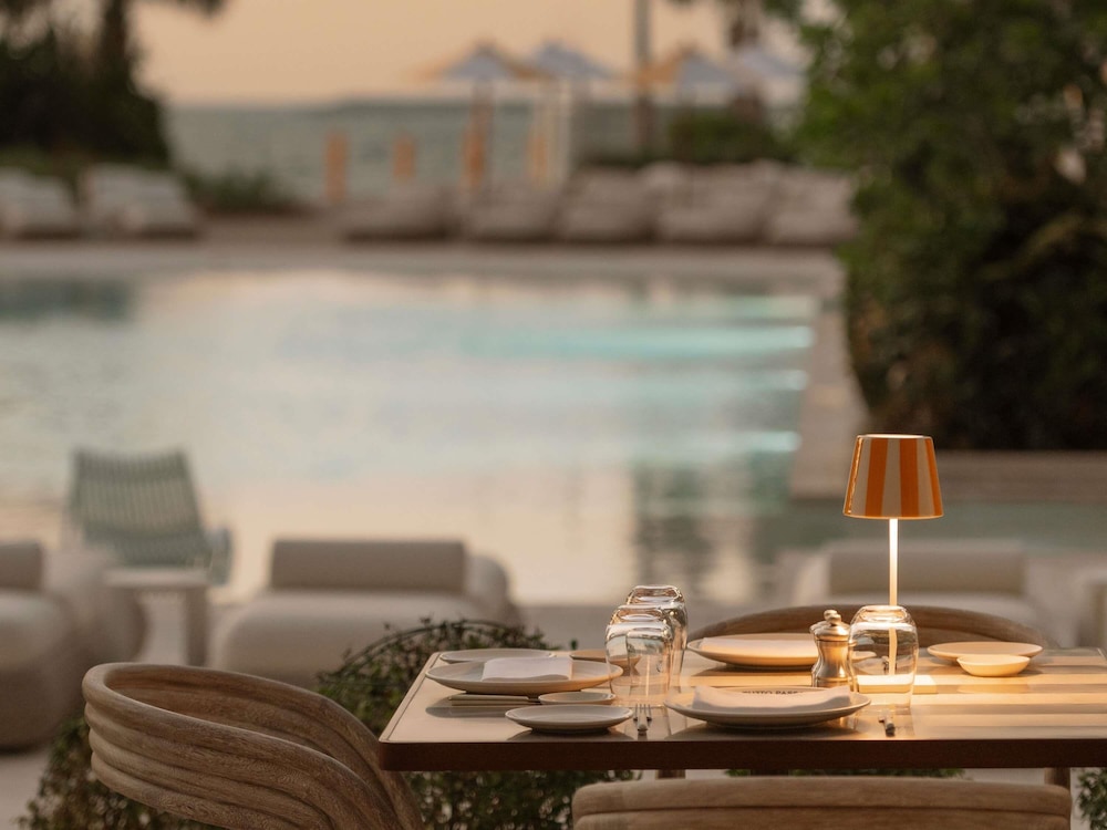 Delano Dubai — Restaurant & bars in Dubai