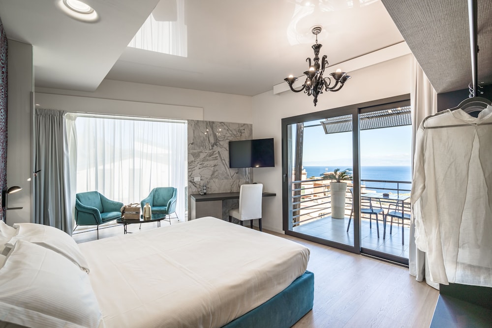 Taormina Palace Hotel - zdjęcie 3