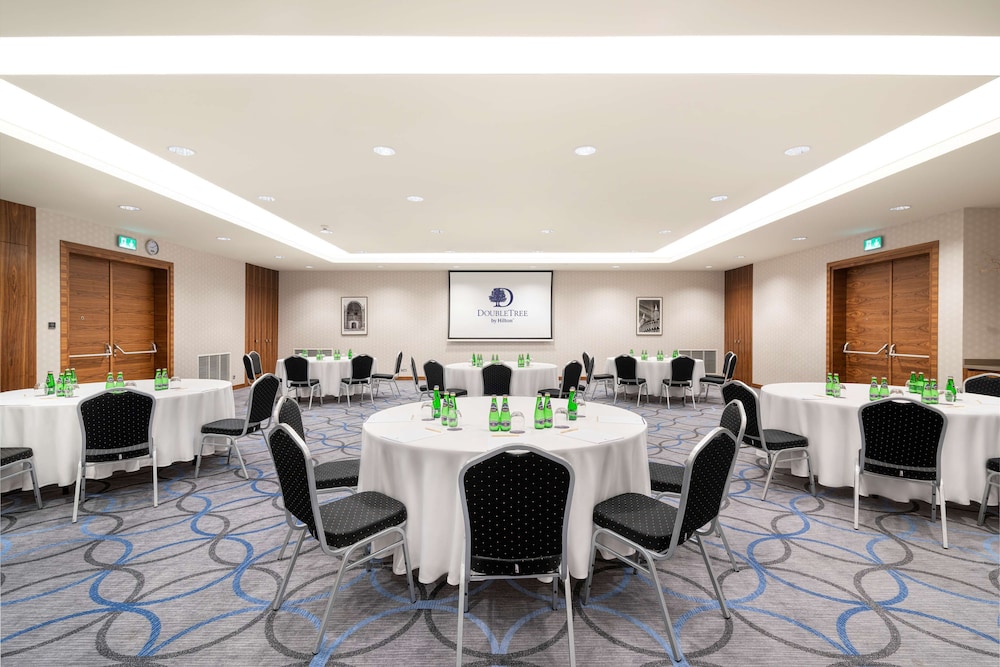 DoubleTree by Hilton Krakow Hotel & Convention Center — Hotel building in Krakow, Lesser Poland
