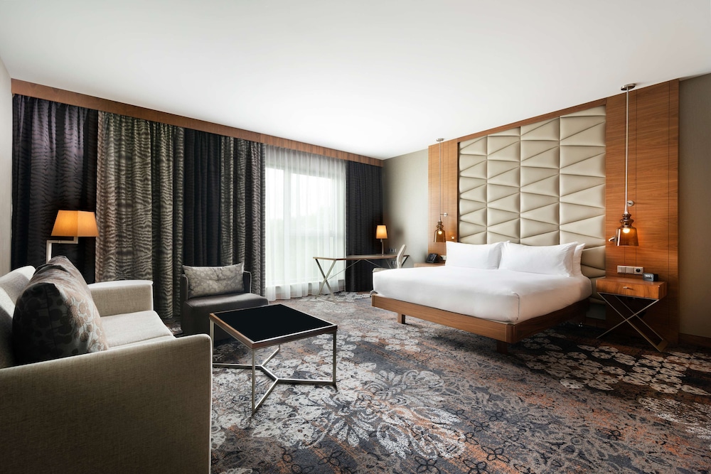 DoubleTree by Hilton Krakow Hotel & Convention Center — Hotel rooms in Krakow, Lesser Poland