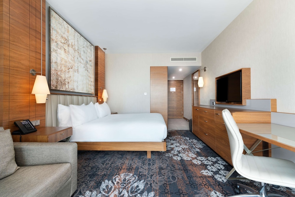 DoubleTree by Hilton Krakow Hotel & Convention Center — Hotel rooms in Krakow, Lesser Poland