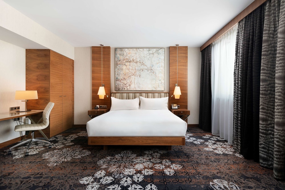 DoubleTree by Hilton Krakow Hotel & Convention Center — Hotel rooms in Krakow, Lesser Poland