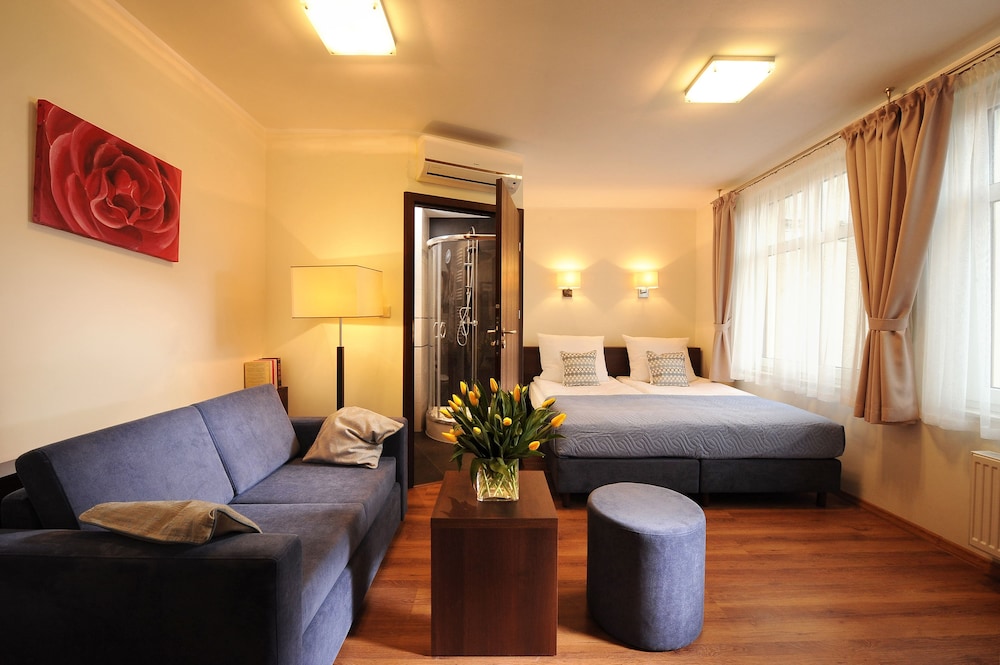 Armon Residence — Hotel rooms in Krakow, Lesser Poland