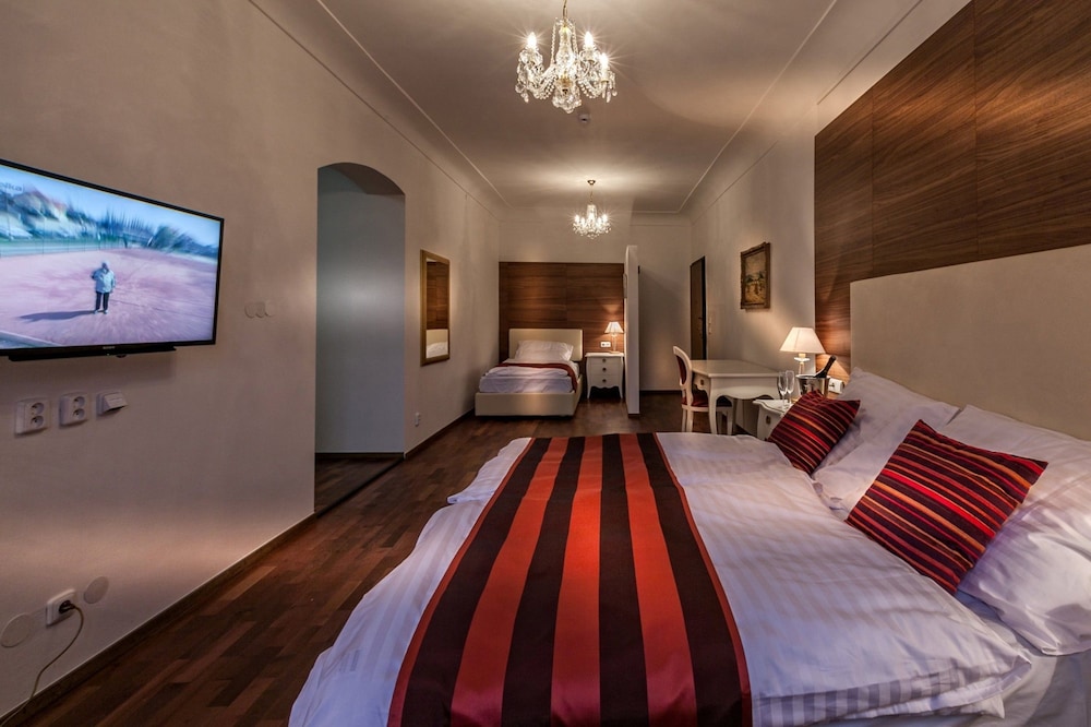 Little King Hotel U Malvaze - zdjęcie 2