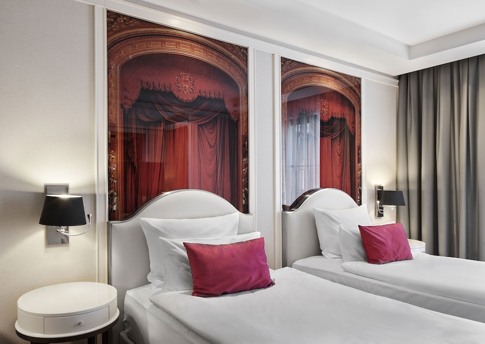 TITANIC Gendarmenmarkt Berlin — Hotel rooms in Berlin, Berlin