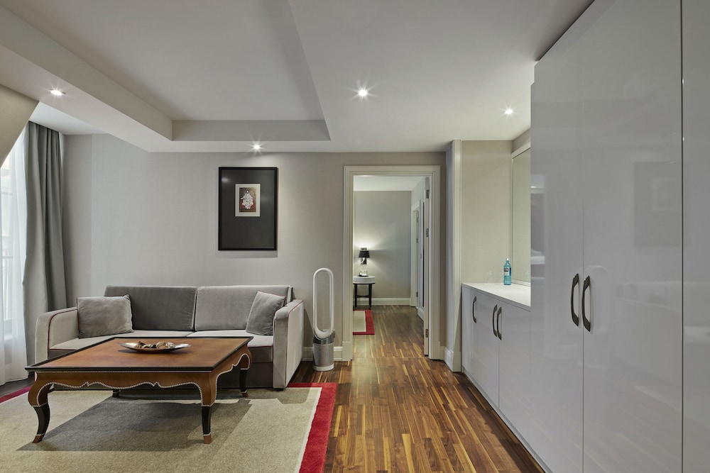 TITANIC Gendarmenmarkt Berlin — Hotel rooms in Berlin, Berlin