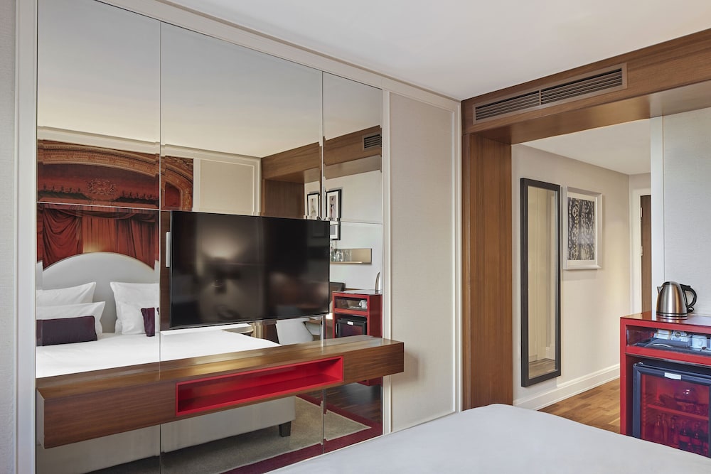TITANIC Gendarmenmarkt Berlin — Hotel rooms in Berlin, Berlin