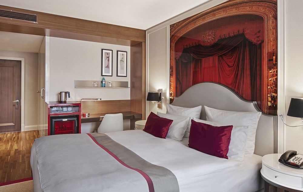 TITANIC Gendarmenmarkt Berlin — Hotel rooms in Berlin, Berlin