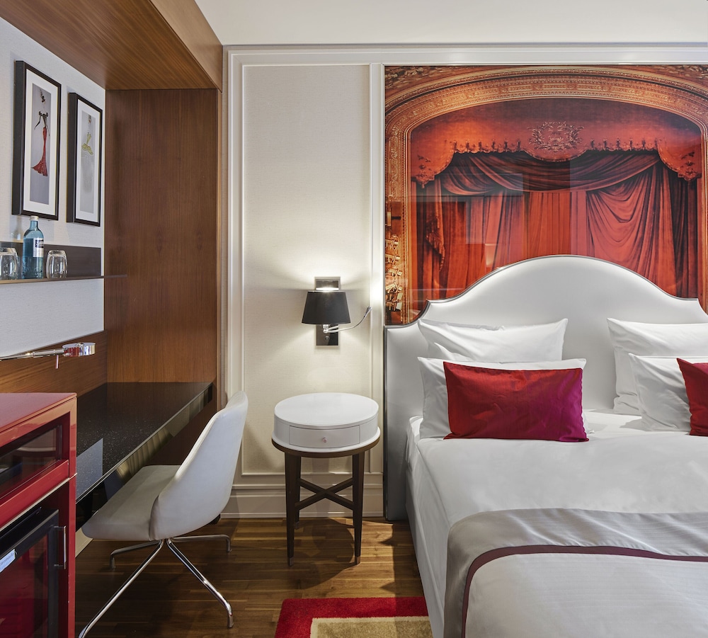 TITANIC Gendarmenmarkt Berlin — Hotel rooms in Berlin, Berlin
