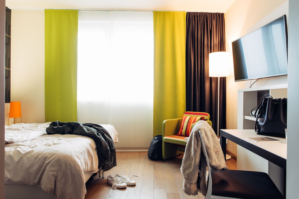 harry’s home München Moosach hotel & apartments — Hotel rooms in Munich, Bavaria