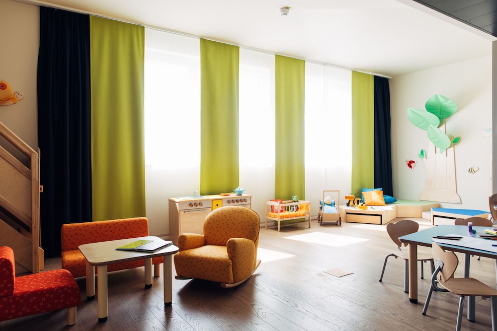 harry’s home München Moosach hotel & apartments — Hotel rooms in Munich, Bavaria
