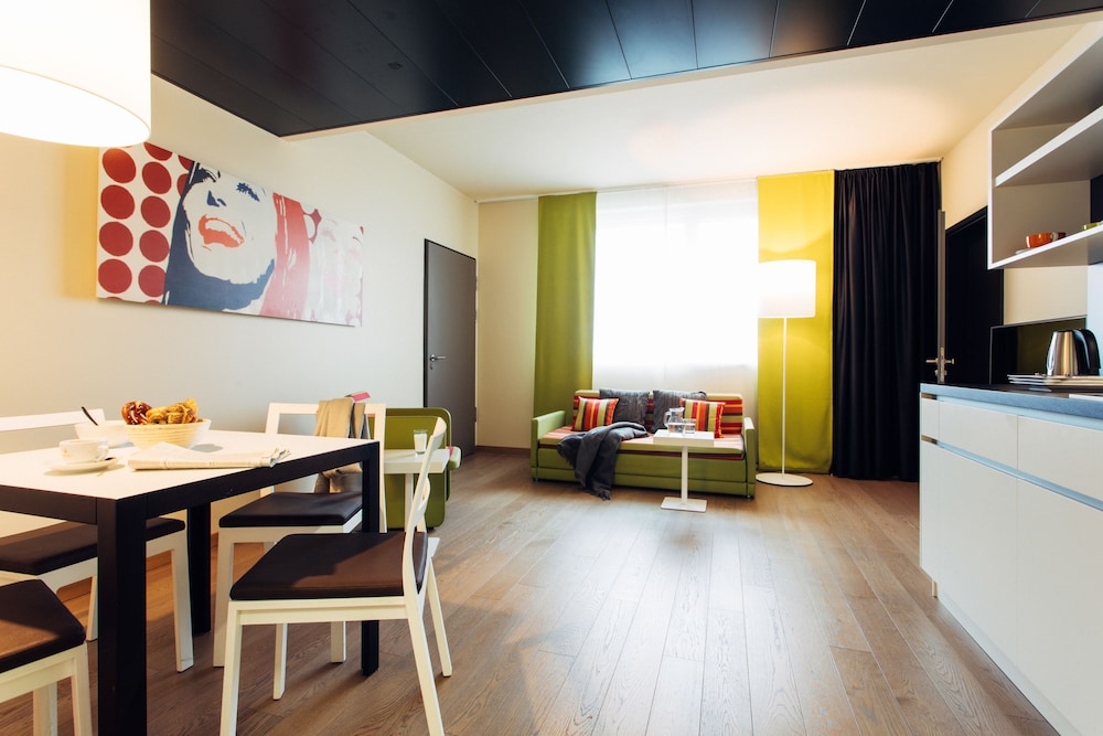 harry’s home München Moosach hotel & apartments — Hotel rooms in Munich, Bavaria