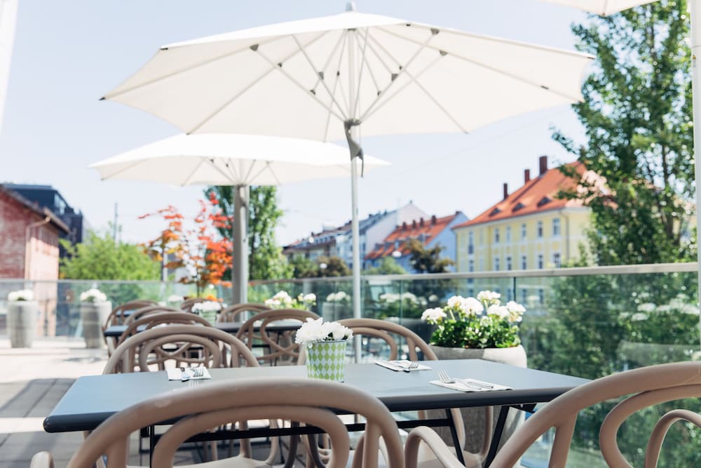 harry’s home München Moosach hotel & apartments — Restaurant & bars in Munich, Bavaria