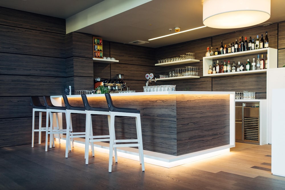 harry’s home München Moosach hotel & apartments — Restaurant & bars in Munich, Bavaria