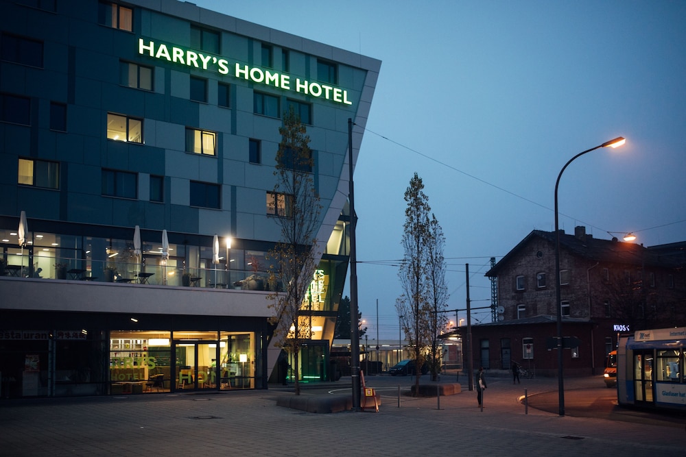 harry’s home München Moosach hotel & apartments - zdjęcie 3
